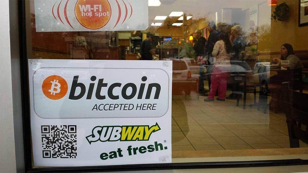 Bitcoin incursiona en el Sector Minorista